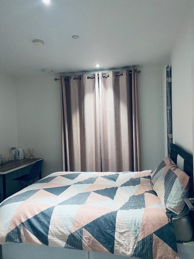 Large Double Room Overlooking The Thames Londýn Exteriér fotografie